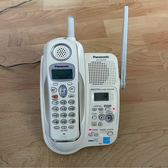 Panasonic Other Panasonic Cordless Phone With Answering Machine